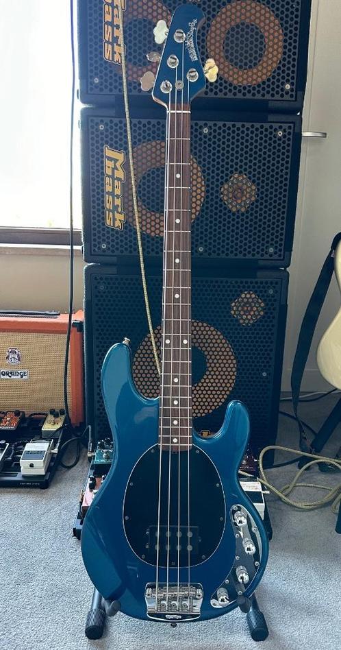 1999 Music Man Stingray (Special), Musique & Instruments, Instruments à corde | Guitares | Basses, Utilisé, Électrique, Enlèvement