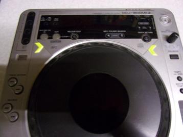 DJ cd speler beschikbaar voor biedingen