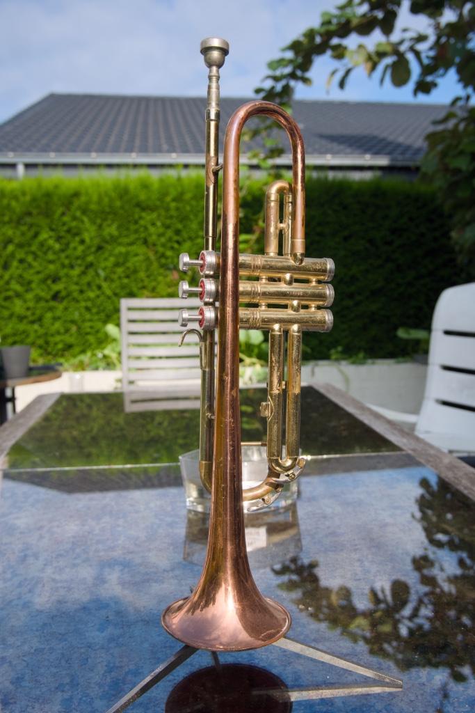 Vintage CONN trompet Bb, Muziek en Instrumenten, Blaasinstrumenten | Trompetten, Gebruikt, Trompet in si bemol, Met koffer, Ophalen
