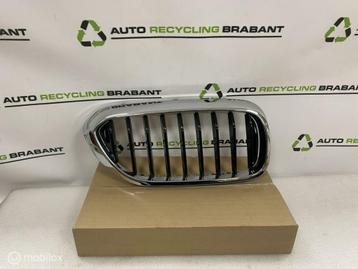 Grill Nier Rechts BMW 5 Serie G30 G31 M-PAKKET 51137390864 beschikbaar voor biedingen