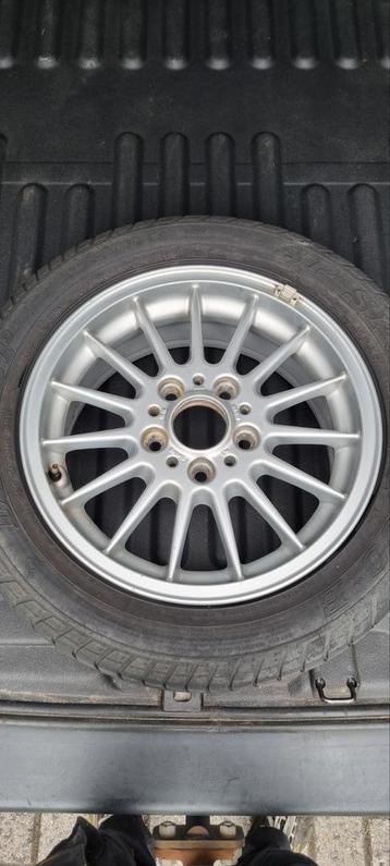 Bmw style32 velg 1stuk reservewiel 16inch.  disponible aux enchères