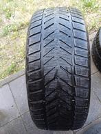 Vredestein 4 winter banden 225/45/18 goede profiel, Auto-onderdelen, Banden en Velgen, Ophalen of Verzenden, Band(en)