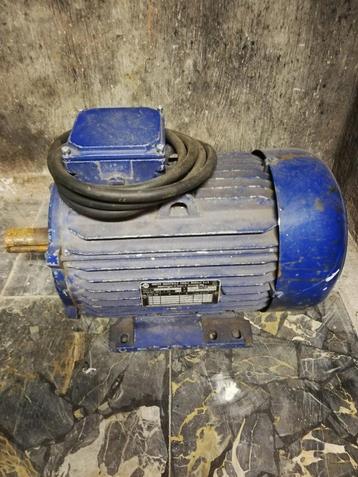 Elektromotor 7,5 kw 1450tr/min 220/380 3f beschikbaar voor biedingen