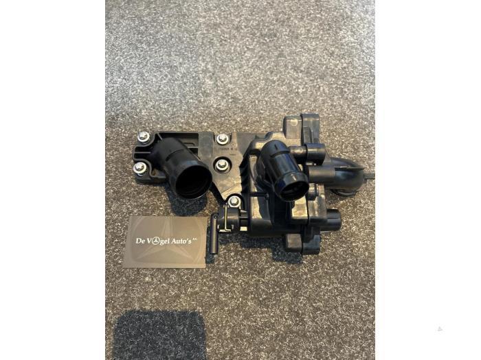 Thermostaathuis van een Mercedes GLE, Auto-onderdelen, Overige Auto-onderdelen, Mercedes-Benz, Gebruikt, 3 maanden garantie, Ophalen of Verzenden