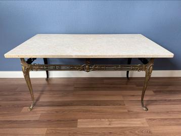 Salontafel beschikbaar voor biedingen