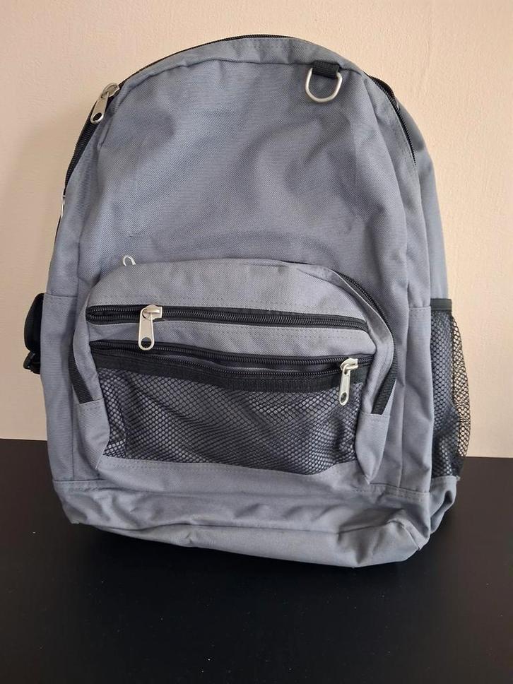 Grijze rugzak merkloos, nieuw, Handtassen en Accessoires, Tassen | Rugtassen, Nieuw, 25 tot 40 cm, 30 tot 45 cm, Ophalen