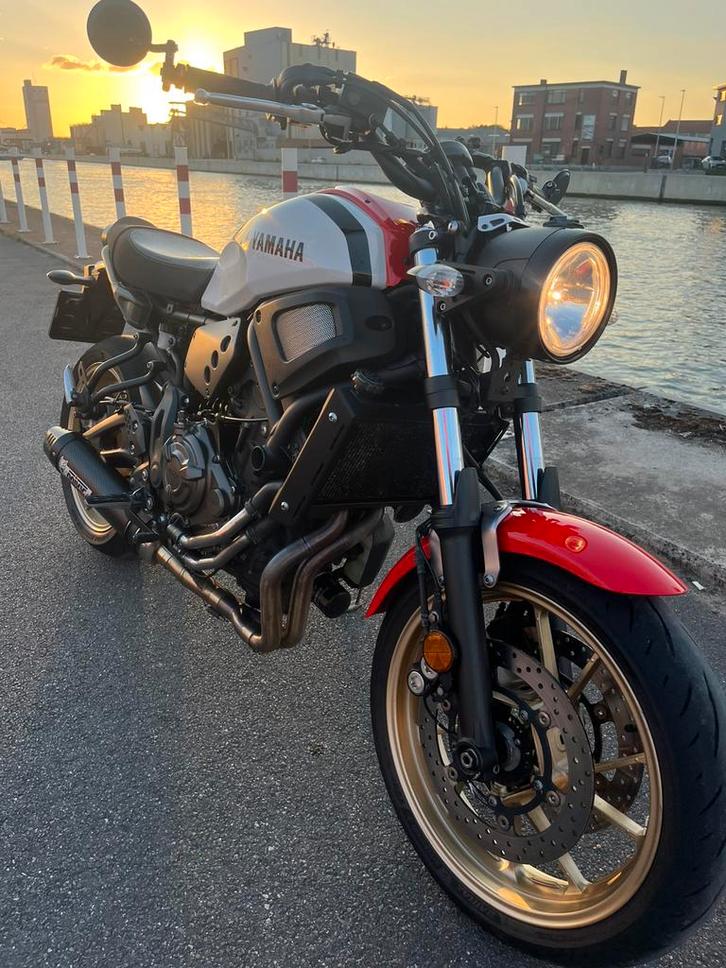 Yamaha xsr 700, Motoren, Motoren | Yamaha, Particulier, Naked bike, 12 t/m 35 kW, 2 cilinders, Minimaal motorrijbewijs A2, ABS