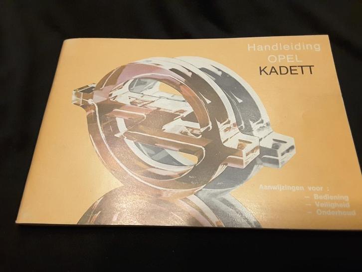 Handleiding Opel Kadett, 1982, Nederlandstalig., Autos : Divers, Modes d'emploi & Notices d'utilisation, Enlèvement ou Envoi