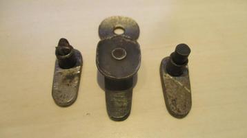 Set van drie dekvloerknoppen voor Baï Mauser 