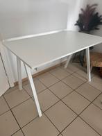Bureau ikea, Huis en Inrichting, Ophalen, Zo goed als nieuw