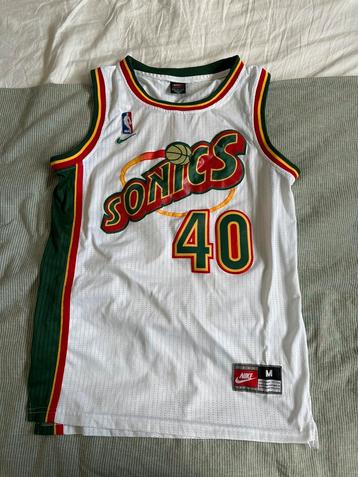 Nike Team Sonics Shawn Kemp jersey 90’ beschikbaar voor biedingen