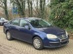 Volkswagen Jetta Benzine in propere staat lez ok 800€, Auto's, Stof, Zwart, Blauw, Bedrijf