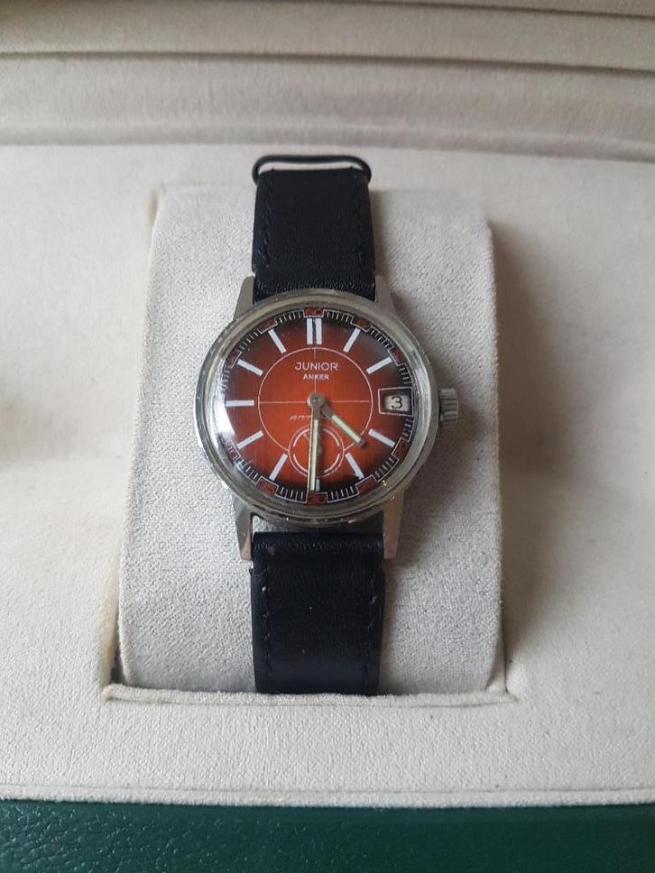 Montre Anker Junior des années 50-60 à remontage manuel, Bijoux, Sacs & Beauté, Montres | Anciennes | Antiquités, Montre-bracelet