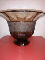 Vase soufflé dans un moule art déco., Enlèvement