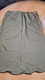 Jupe S satinée, Caravans en Kamperen