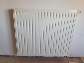 Radiateur Radson en très bon état couleur : blanc, Enlèvement, Comme neuf, Radiateur