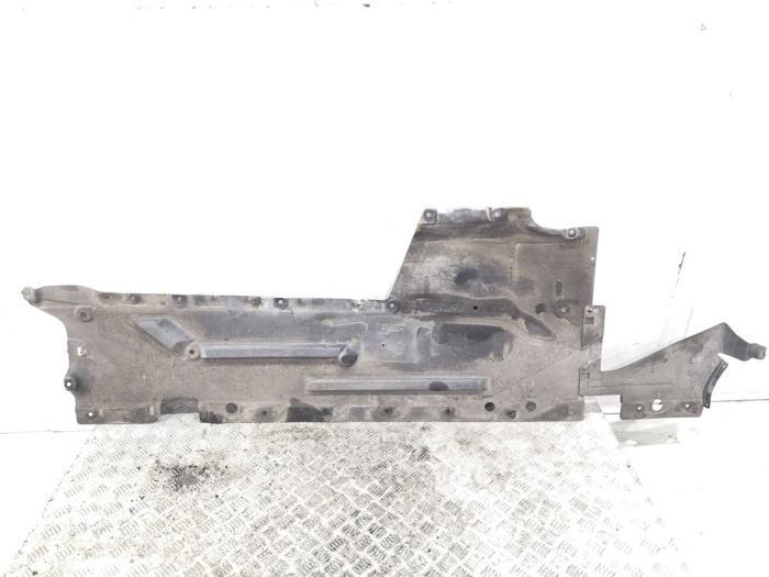 Beschermplaat bodem van een BMW 1-Serie, Auto-onderdelen, Carrosserie, BMW, Gebruikt, 3 maanden garantie, Ophalen of Verzenden