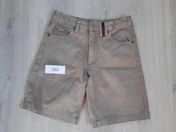 chiro short maat 152 (12 jaar) beschikbaar voor biedingen