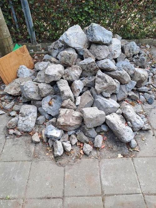 Gratis af te halen: partij mooie grijze breuksteen, Tuin en Terras, Grind, Keien en Split, Gebruikt, Ophalen