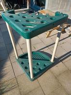 Rekje voor tuin gereedschap, Ophalen