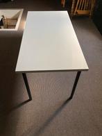 Witte tafel met zwarte poten, Ophalen, Gebruikt, Rond