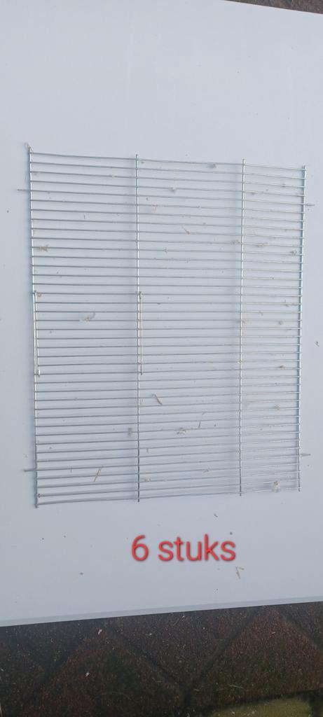 Voorfronten, drinkpompjes, eetbakjes, Dieren en Toebehoren, Vogels | Hokken en Kooien, Zo goed als nieuw, Overige typen, Ophalen