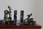 Bambi's op marmer.  Art Deco., Antiquités & Art, Enlèvement ou Envoi