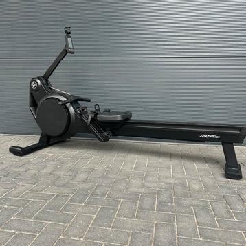 Life Fitness Heat Row rower roeitrainer roeier hometrainer beschikbaar voor biedingen