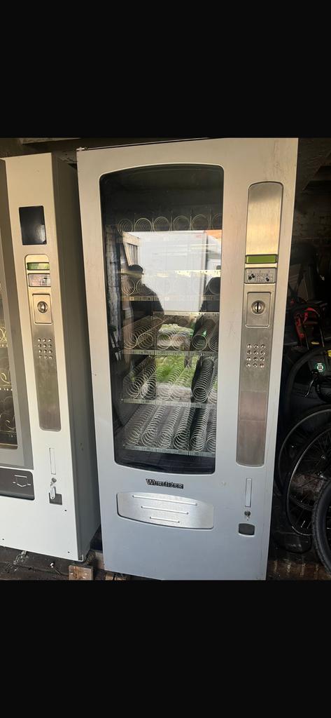 Distributeur combi boisson froide et friandises, Collections, Machines | Autre, Comme neuf, Enlèvement