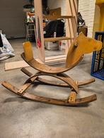 Stevig houten hobbelpaard., Ophalen