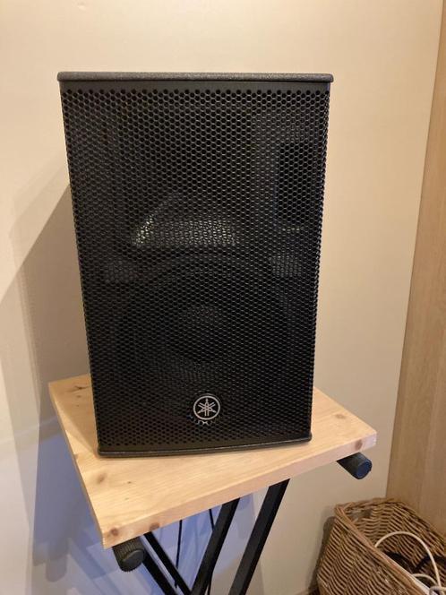 2x Yamaha DHR 10 actieve PA/Monitor speakers, Muziek en Instrumenten, Versterkers | Keyboard, Monitor en PA, Zo goed als nieuw