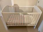 Babybedje en matras,  wit 1250x650, Kinderen en Baby's, Babywiegjes en Ledikanten, Ophalen, Zo goed als nieuw