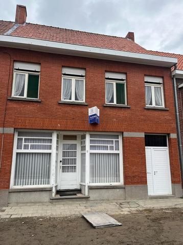 Huis te koop in Harelbeke, 4 slpks beschikbaar voor biedingen