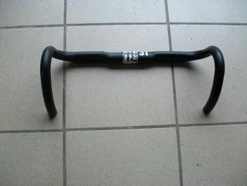 Racestuur beschikbaar voor biedingen