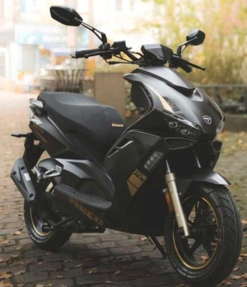 neco gpx rs50 naked 4t A Klasse. brommer is in nieuwstaat, Fietsen en Brommers, Scooters | Overige merken, Zo goed als nieuw, Ophalen