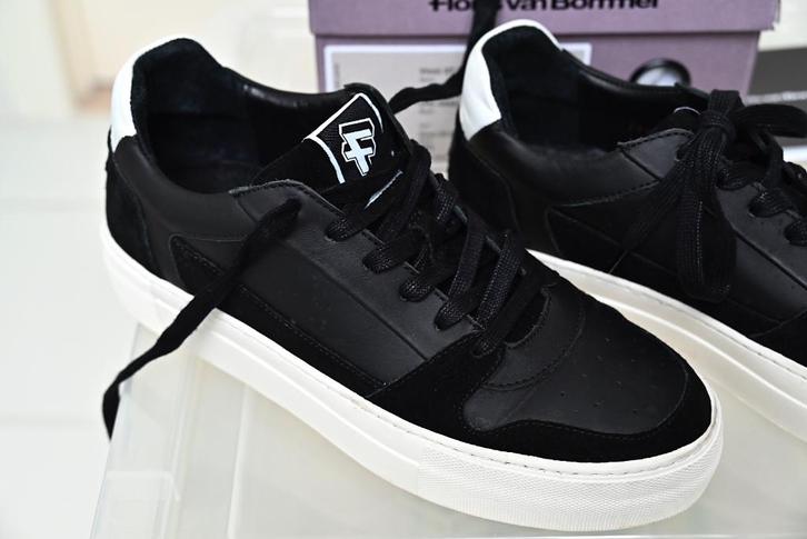 sneakers FLORIS VAN BOMMEL mt 39,5 zo goed als NIEUW, Kleding | Dames, Schoenen, Zo goed als nieuw, Sneakers, Zwart, Ophalen of Verzenden