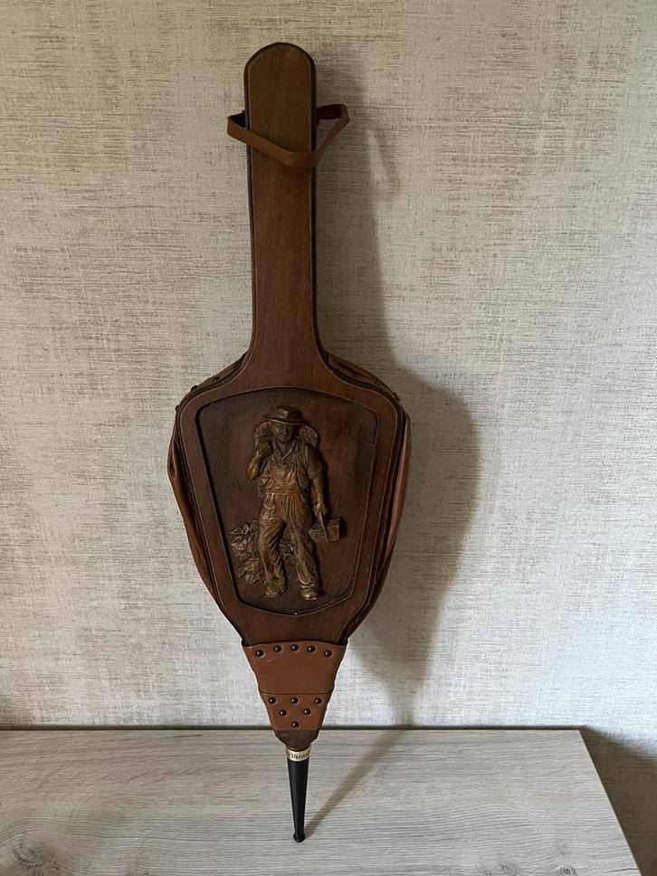 Antieke houtsnijwerkbalg voor open haard, Antiek en Kunst, Antiek | Gereedschap en Instrumenten, Ophalen