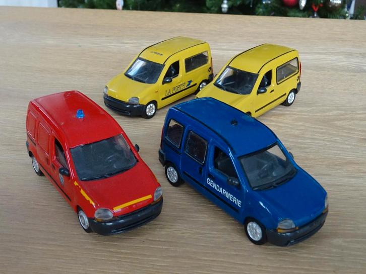 1998 Lot de 4 Renault Kangoo, Hobby & Loisirs créatifs, Voitures miniatures | 1:43, Utilisé, Voiture, Solido, Enlèvement ou Envoi