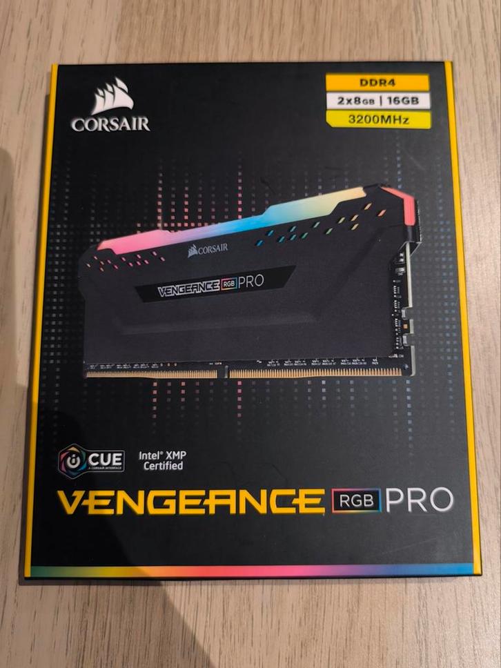 Ram Corsair Vengeance RGB Pro 16 GB (2x8) 3200 MHz C16, Computers en Software, RAM geheugen, Zo goed als nieuw, DDR4, Ophalen of Verzenden