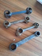 Oude vintage (Fiets) sleutels, Ophalen