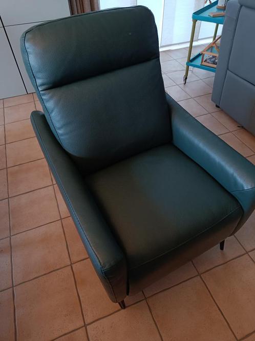 Electrische relax fauteuil Poltronesofa nieuw nooit gebruikt, Maison & Meubles, Fauteuils, Neuf, Cuir, 50 à 75 cm, 75 à 100 cm