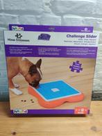 Nina Ottosson Challenge Slider hondenpuzzel, Dieren en Toebehoren, Hondenspeelgoed, Ophalen of Verzenden, Zo goed als nieuw, Intelligentiespeelgoed