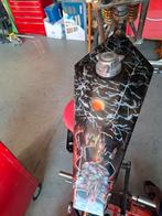 Coffin tank met graveyard airbrush, Motoren, Ophalen