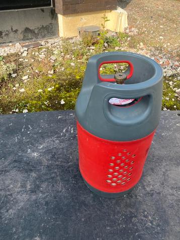 Gasfles lichtgewicht 24,4 liter gas beschikbaar voor biedingen