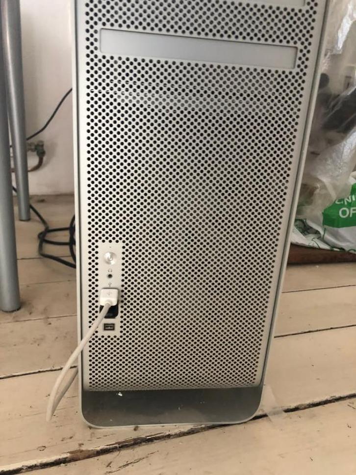 Mac Pro 2008 (Desktop) Processeur Intel Xeon + Moniteurs LaC, Computers en Software, Apple Desktops, Gebruikt, Mac Pro, HDD, 2 tot 3 Ghz