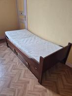 Slaapkamer kind - Bed, nachtkastje, kleerkast, bureau, Ophalen, Zo goed als nieuw, Eenpersoons, Rustiek