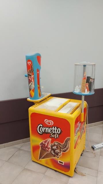 Machine à glaçons et congélateur Corneto, Congélateur, Classe énergétique A ou plus économe, 85 à 120 cm, Comme neuf