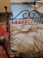 Hondenmand handgemaakt roestbruin smeedwerk voor kleiner ras, Ophalen, Nieuw