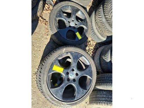 Sportvelgenset + banden van een Volkswagen Caddy, Auto-onderdelen, Banden en Velgen, Personenwagen, Gebruikt, 3 maanden garantie