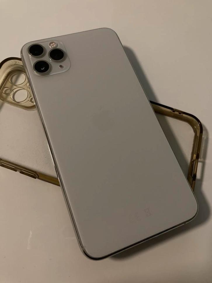 iPhone 11 PRO MAX 256GB Zeer Goede staat ! Reageer !!!, Telecommunicatie, Mobiele telefoons | Apple iPhone, Zo goed als nieuw